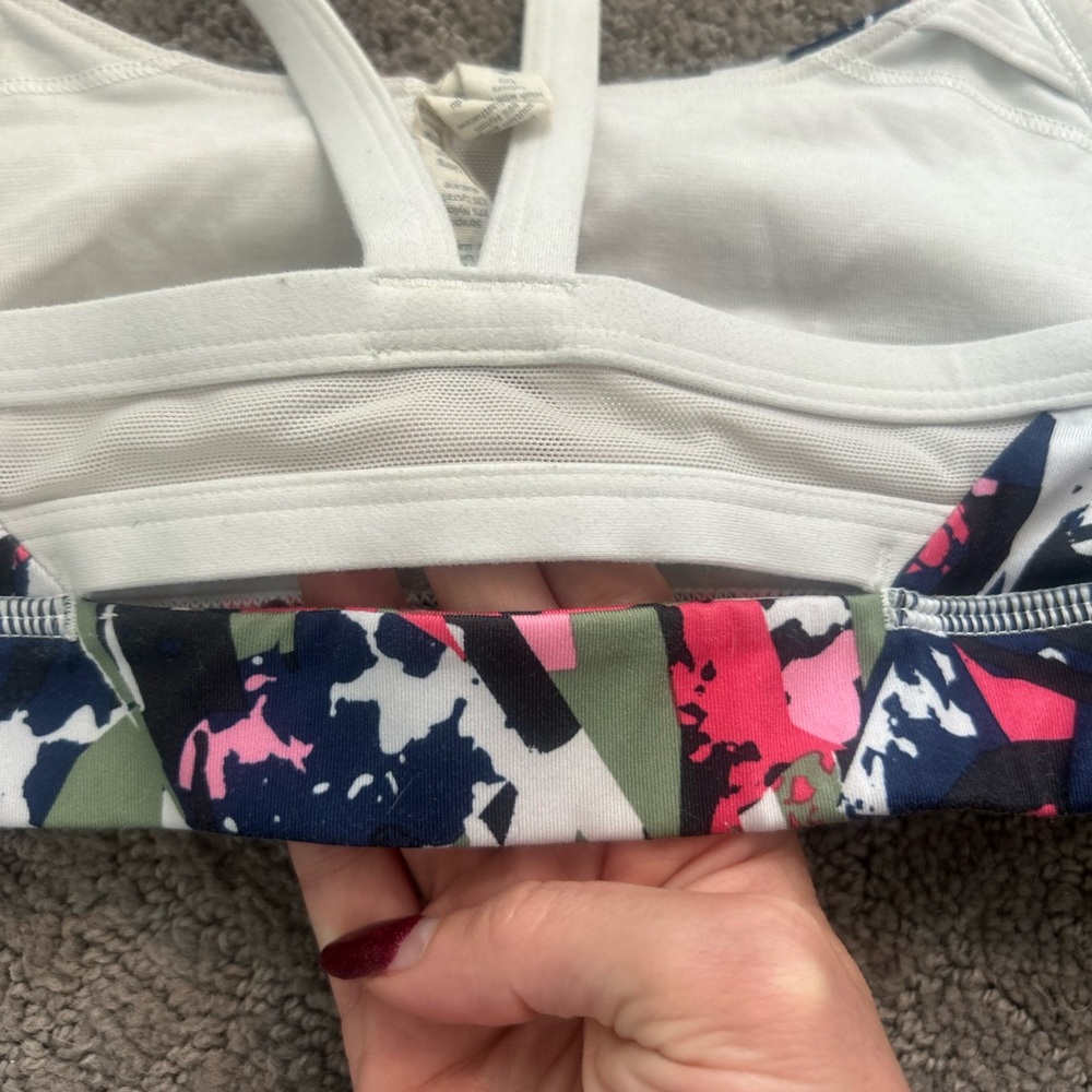 Lululemon Rise and Run Bra Mini Pop Cut Boom Juice Multi White | Mesh Back | 4 - Picture 5 of 8